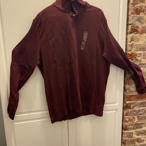 New! Men’s Alfani knit long sleeve top